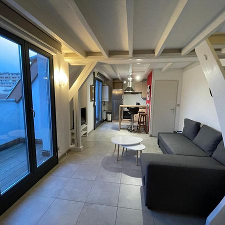 Fathala - Appartement Lumineux En Dernier Etage - Face A La Gare Routiere Sarrebourg Kültér fotó