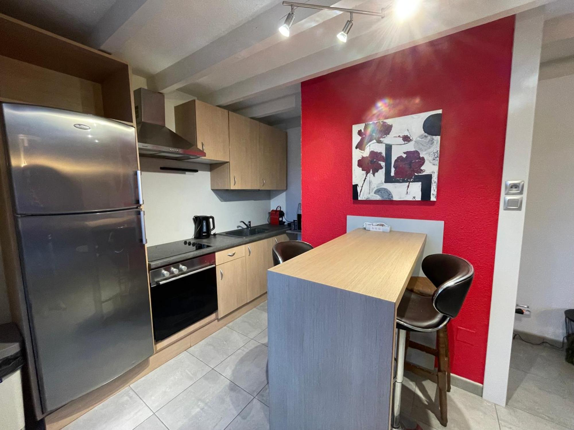Fathala - Appartement Lumineux En Dernier Etage - Face A La Gare Routiere Sarrebourg Kültér fotó